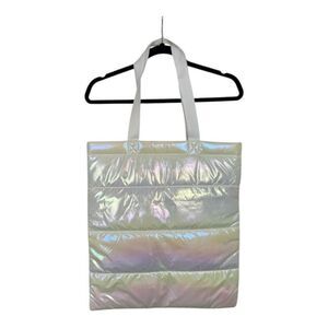 BATH & BODY WORKS WHITE IRIDESCENT PUFFER TOTE BAG BLACK FRIDAY 2023 new